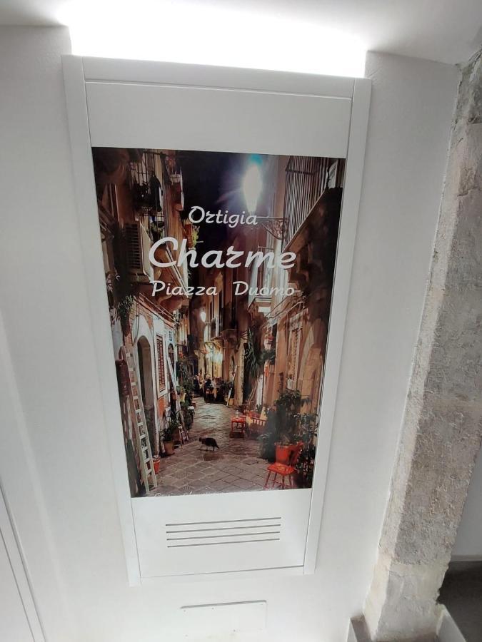 Apartamento Ortigia Charme Piazza Duomo Syracuse Exterior foto