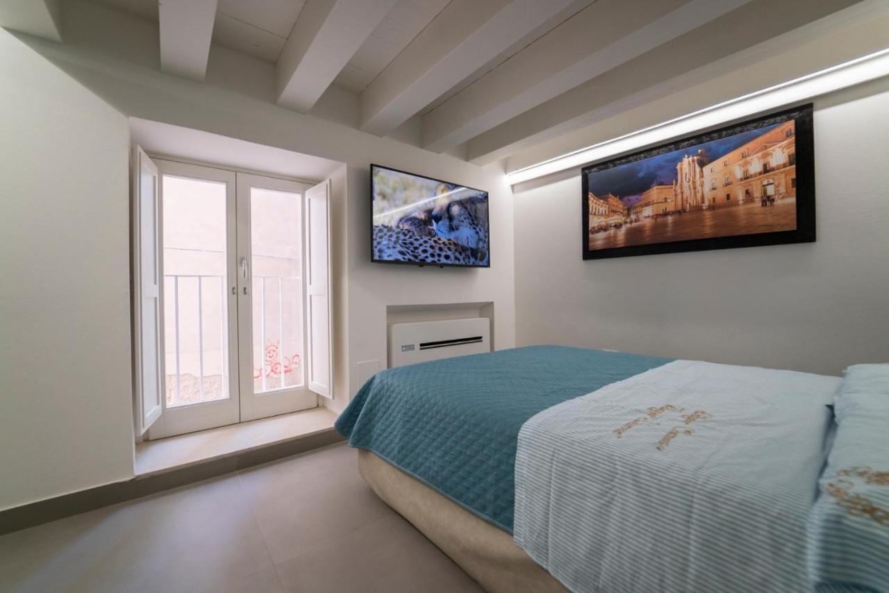 Apartamento Ortigia Charme Piazza Duomo Syracuse Exterior foto