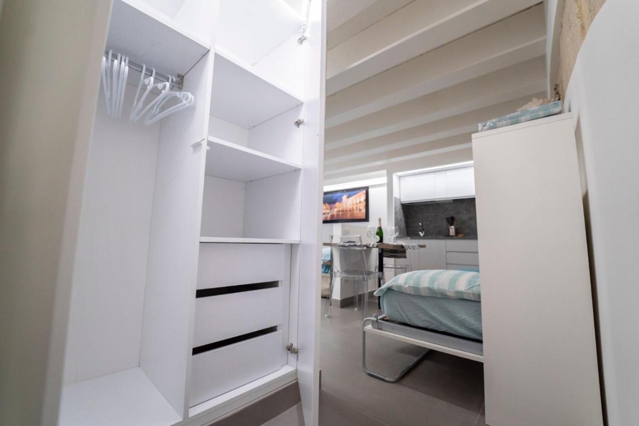 Apartamento Ortigia Charme Piazza Duomo Syracuse Exterior foto