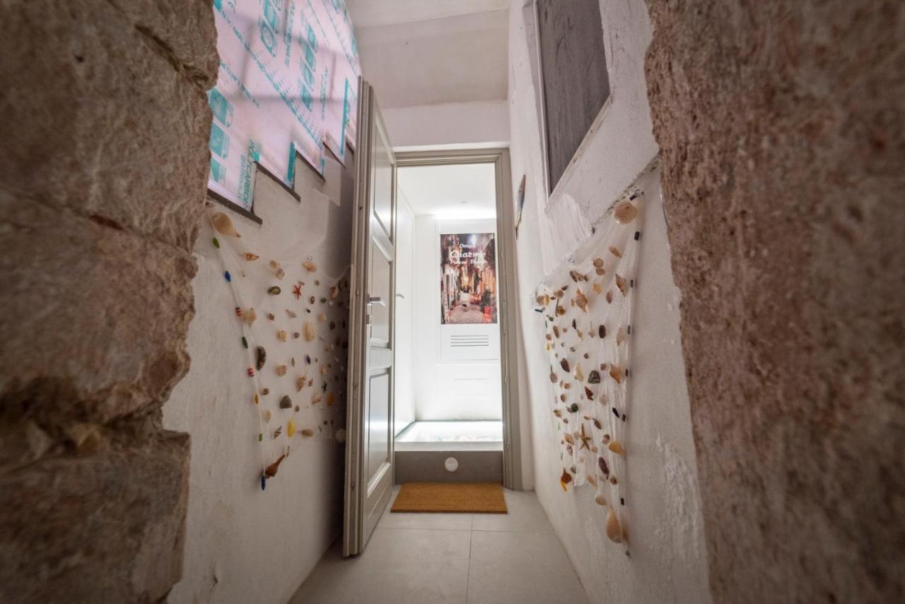 Apartamento Ortigia Charme Piazza Duomo Syracuse Exterior foto
